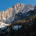 Alica Mountain View Apartment